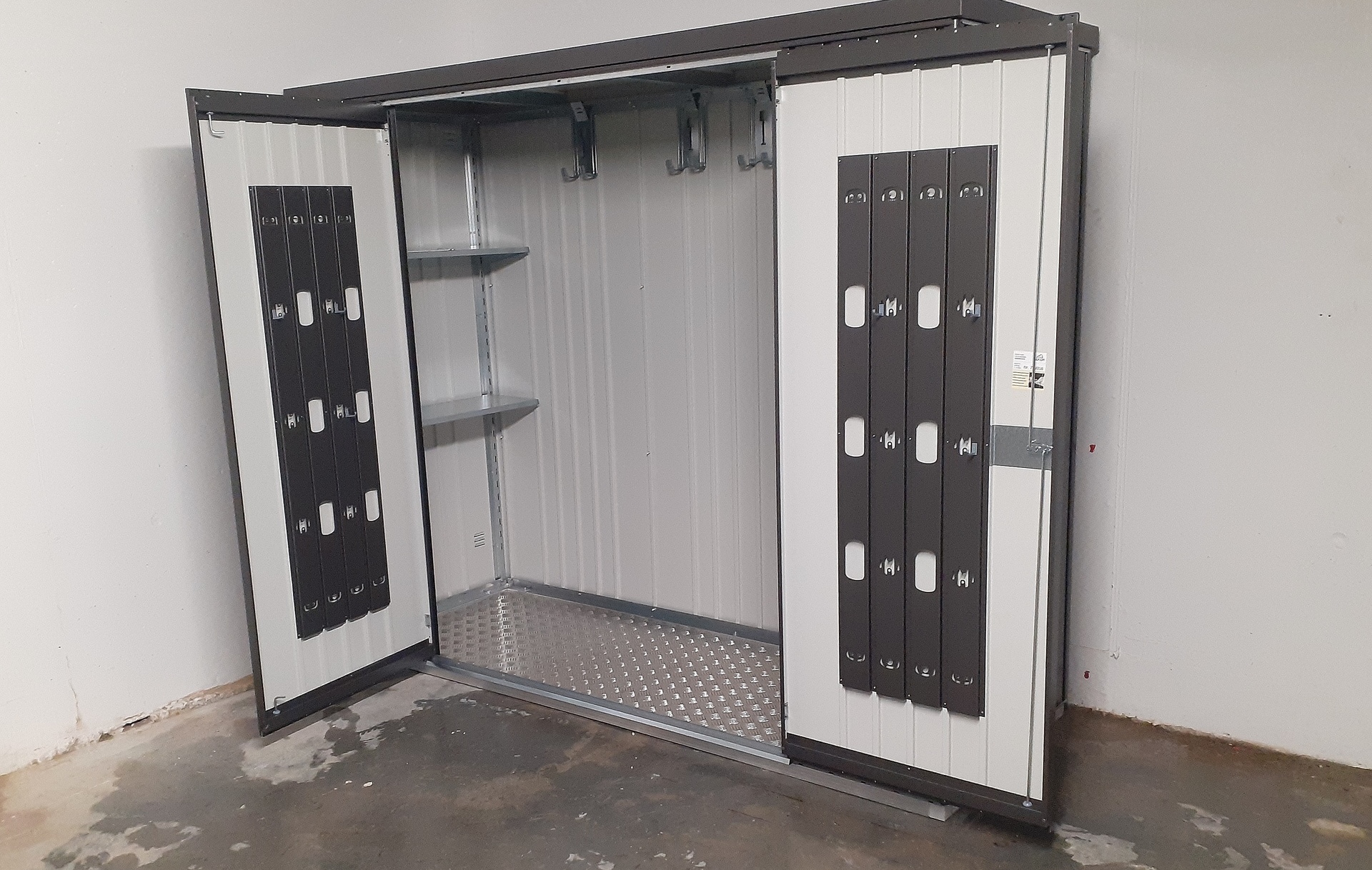 The superb quality and style of the Biohort Equipment Locker 230 with optional accessories including aluminium floor frame, aluminium floor panels | supplied + installed in Galway by Owen Chubb Landscapers. Tel 087-2306 128.