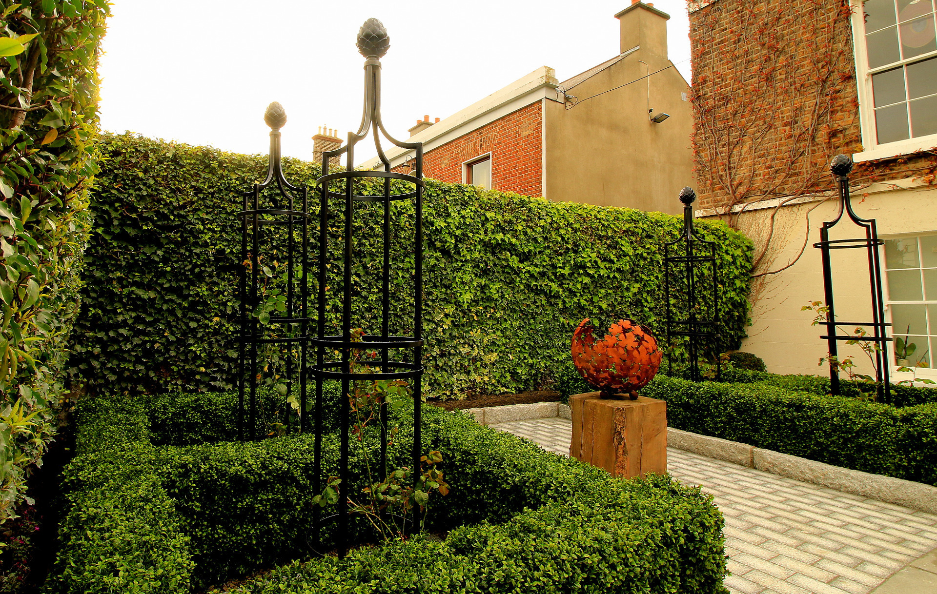 Artificial Boxwood Hedging perfect for formal borders layouts