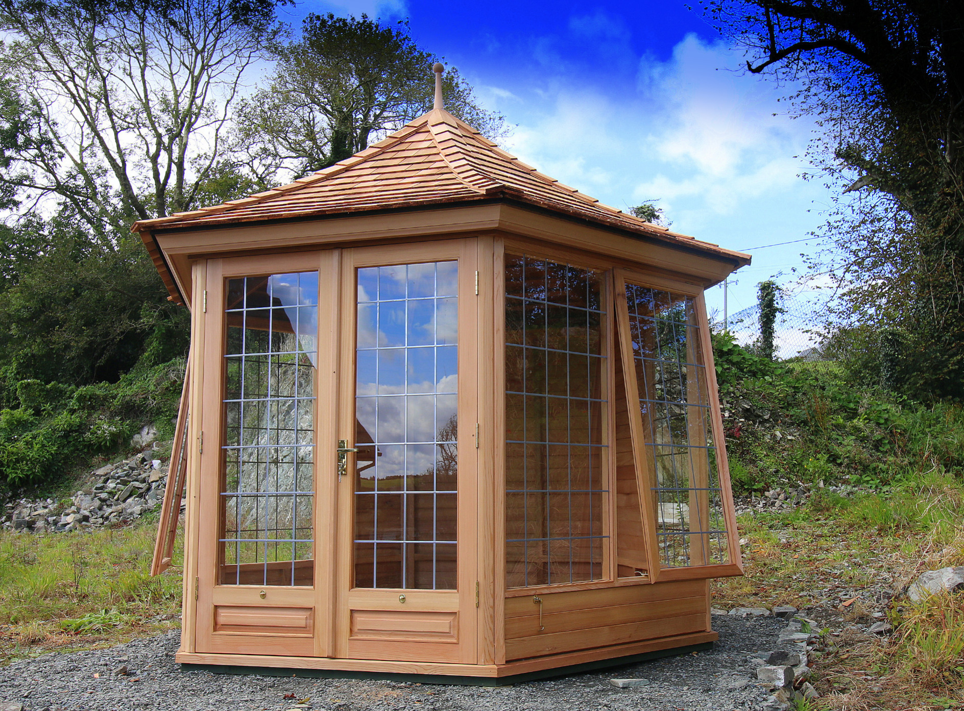 Beautiful custom made Garden Rooms | Western Red Cedar | Supply + Fitted by Owen Chubb Garden Landscapers.