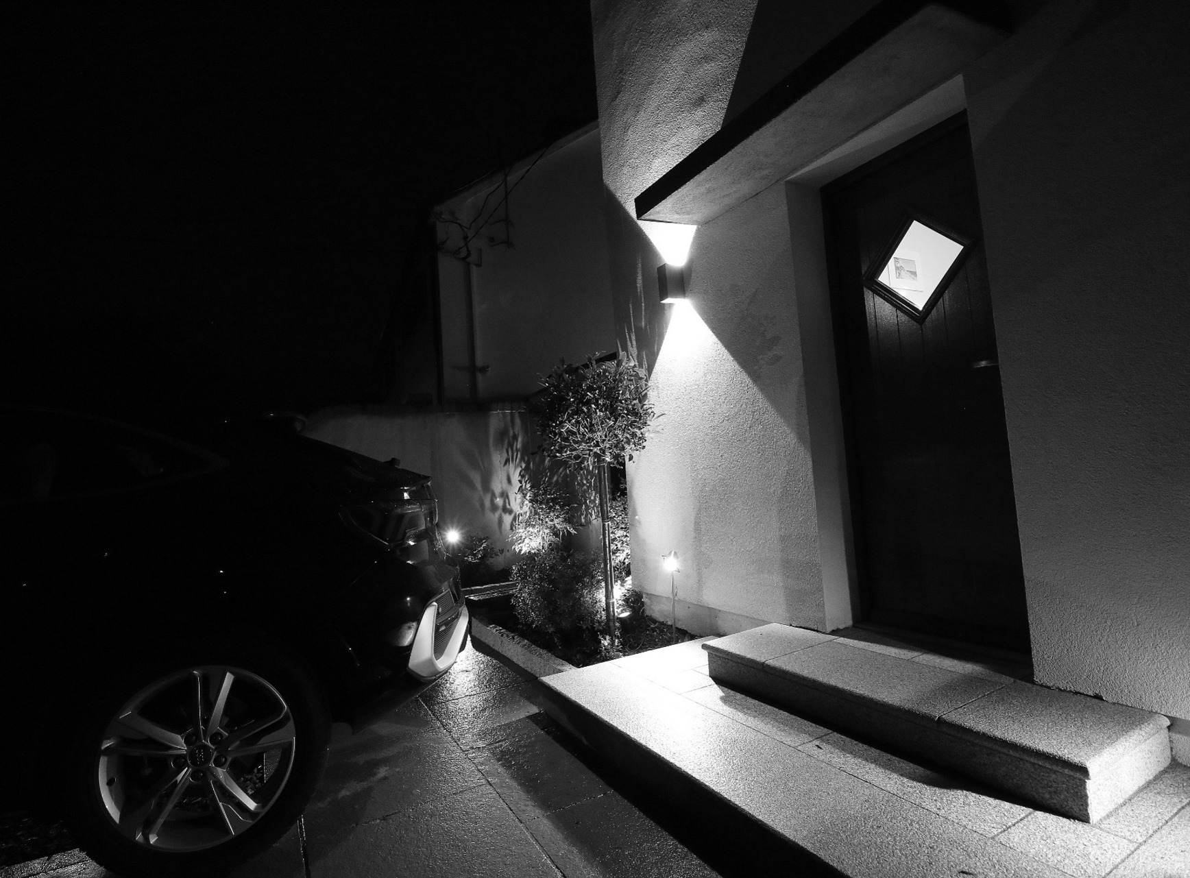 Outdoor Lighting |Supplied + Fitted in Terenure | Owen Chubb