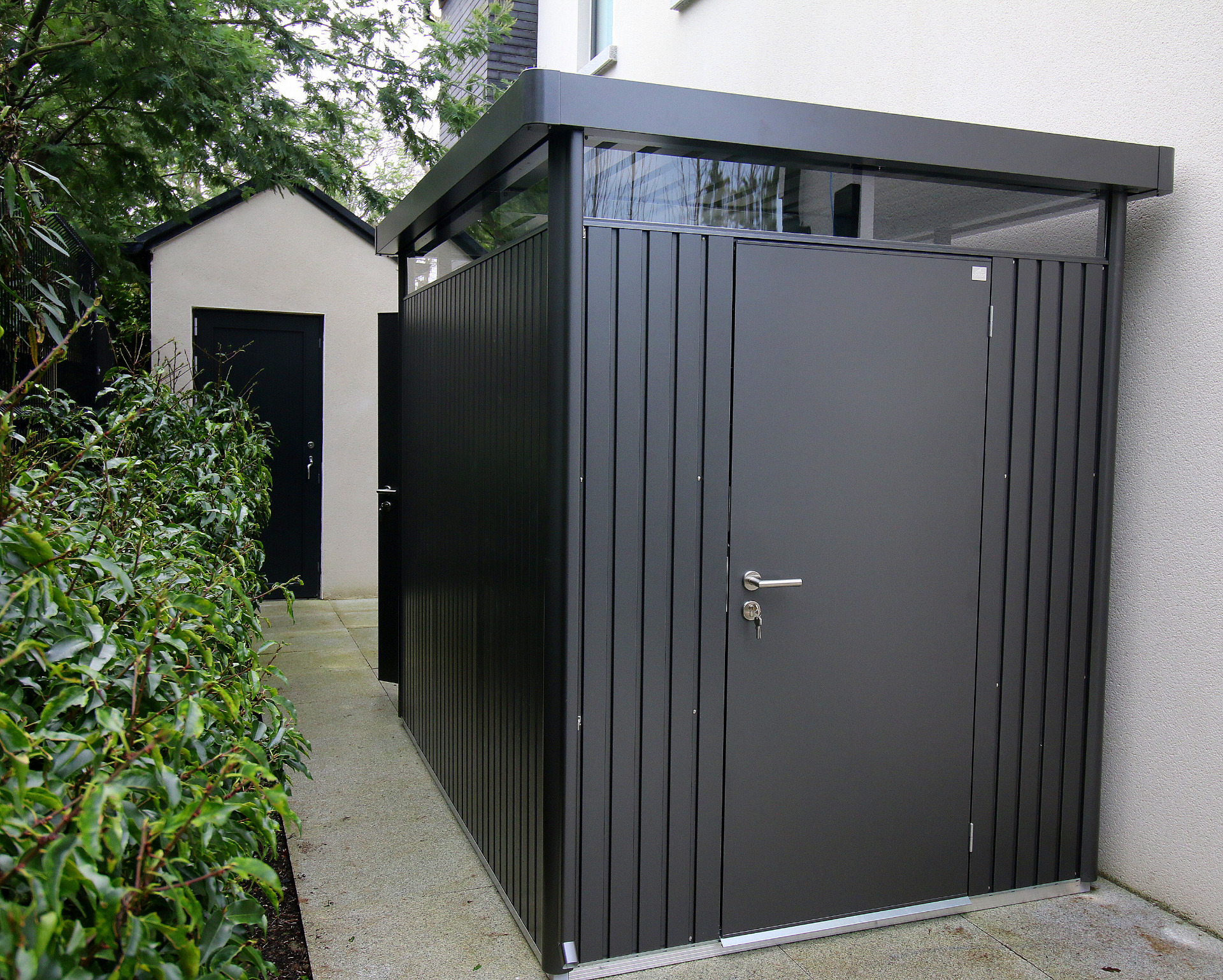 The ultimate in contemporary steel garden shed design & engineering | The Biohort HighLine Garden Shed | Owen Chubb Garden Landscapers
