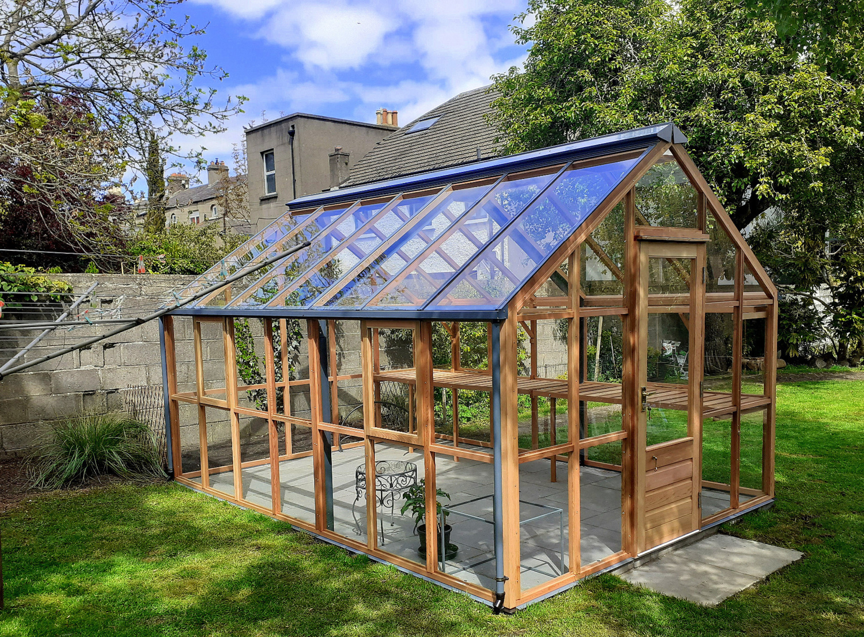 The Classic Ten Greenhouse