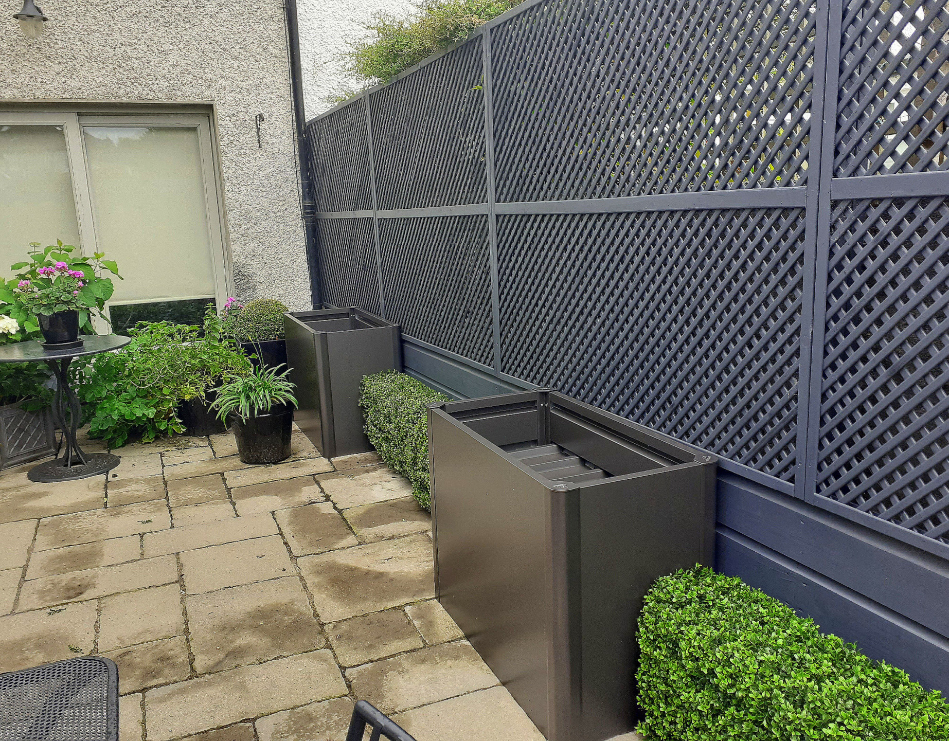 A stunning, durable & innovative steel Planter |Biohort Planting Bed Belvedere Size M in metallic dark grey | Supplied + Fitted in Terenure, Dublin 6W | Owen Chubb