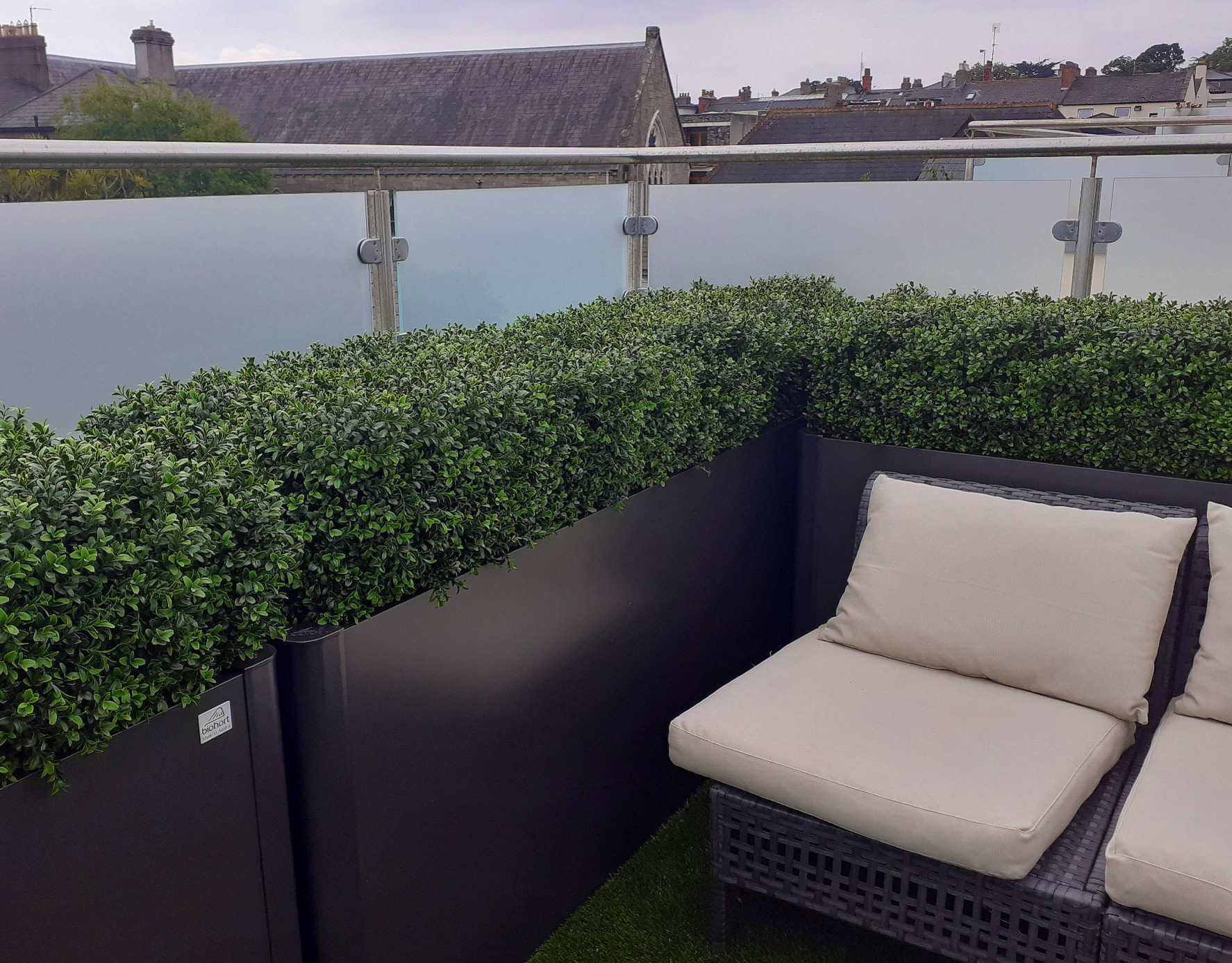 Add structure & style to the roof terrace and balcony areas | Biohort Planting Bed Belvedere Size M in metallic dark grey | Supplied + Fitted in Dun Laoghaire, Co Dublin | Owen Chubb