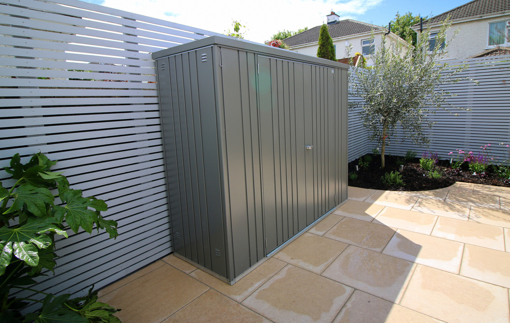 The superb quality and style of the Biohort Equipment Locker 230 in metallic quartz grey  | supplied + installed in Balinteer by Owen Chubb Landscapers. Tel 087-2306 128.