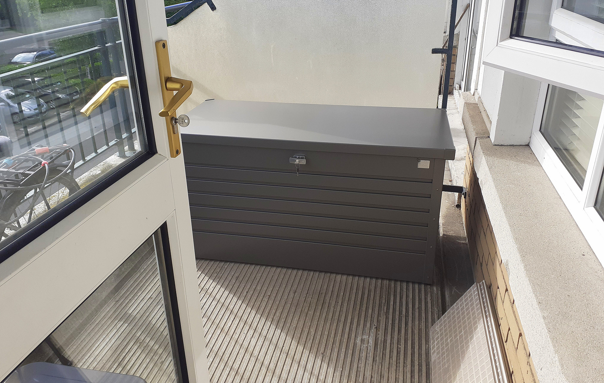 LeisureTime Box 130 in metallic quartz  grey - compact & rainproof storage boxes ideal for use in Balcony spaces | on SALE now at Owen Chubb GardenStudio, Tel 087-2306 128