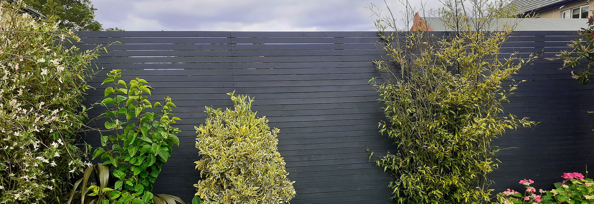 Custom made Timber Fencing featuring timber slats with painted (Colourtrends) finish, supply & installation in Ballycullen, Dublin 24 | Owen Chubb Garden Landscapers