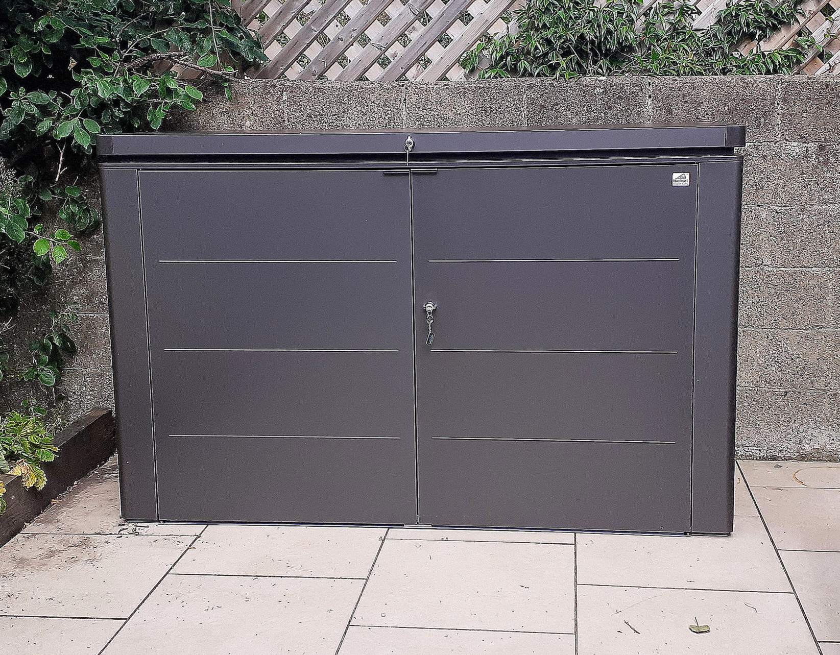 The Biohort HighBoard 200 in metallic dark grey, a secure & weather proof storage solution for the garden area | Supplied & Fitted in Blackrock, Co Dublin