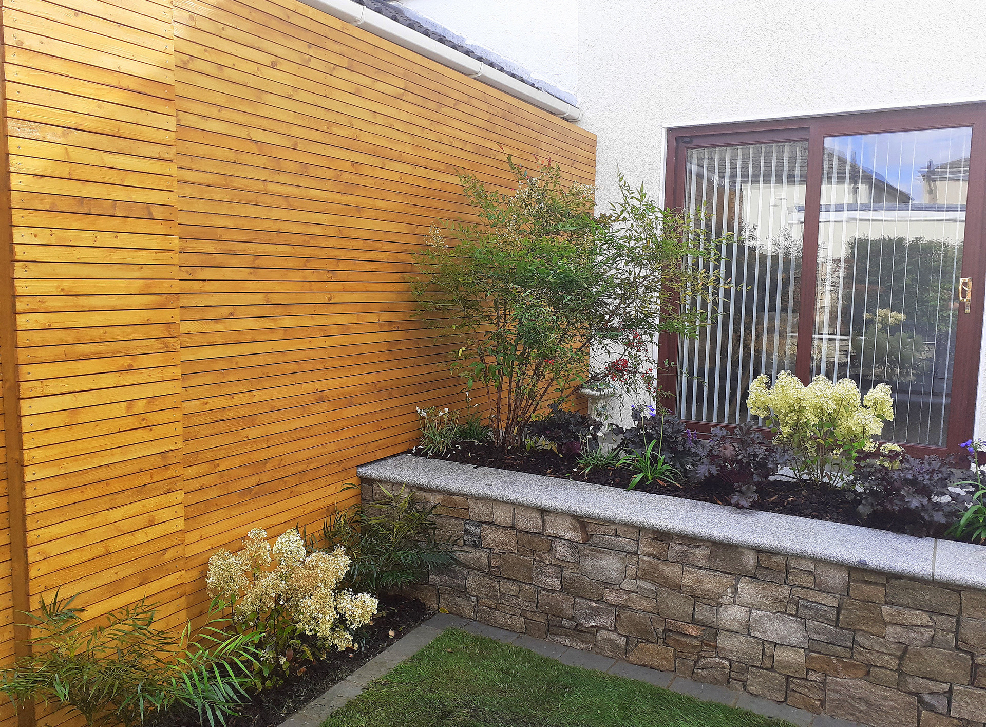 Horizontal Slatted Fence Design & Installation | Slatted Fence Firhouse, Dublin 24 | Contemporary Horizontal Slat Fencing | Custom made = Better made