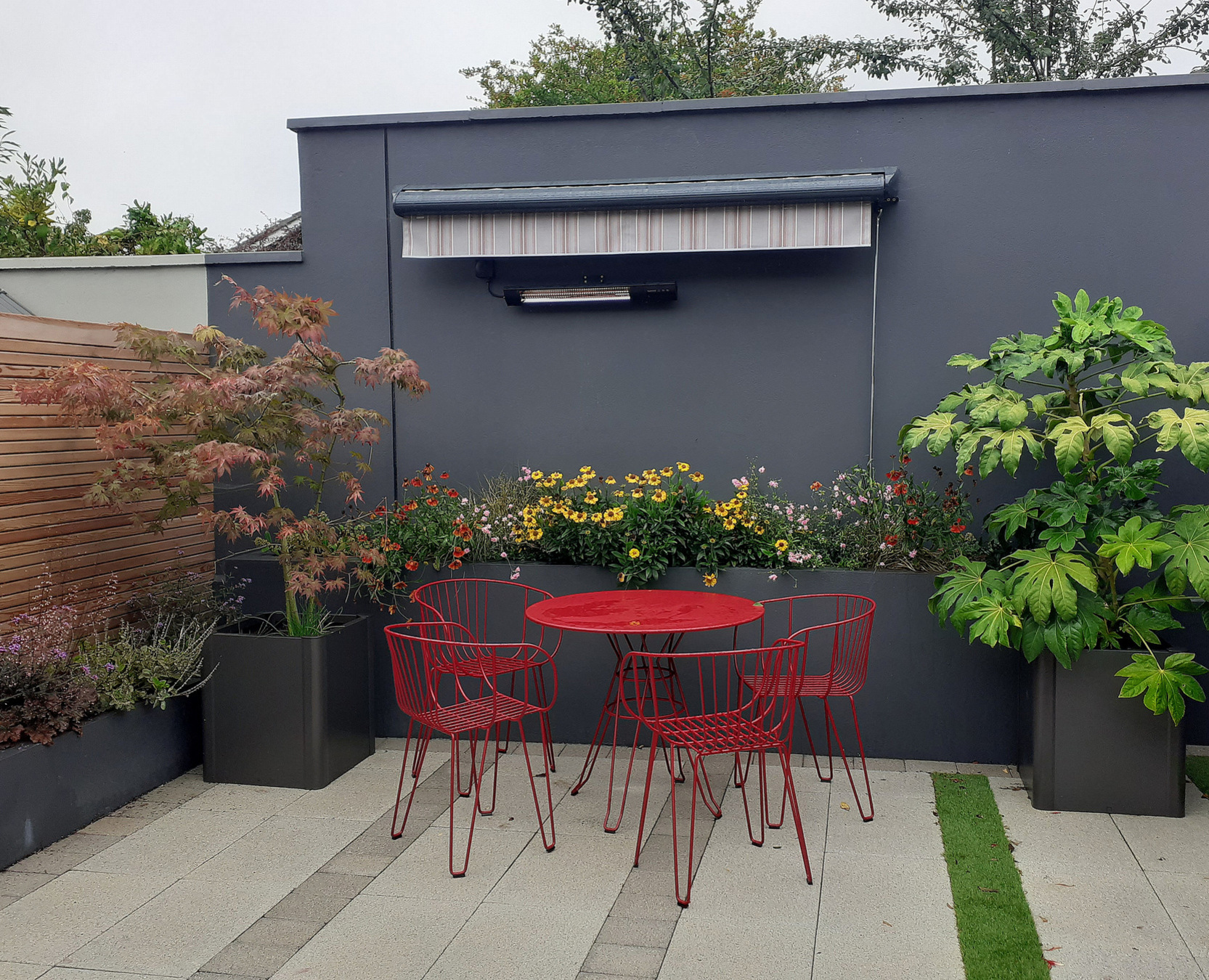 Biohort Belvedere Planters used in small spaces, to create colour, impact and stimulation | Dundrum, Dublin 18