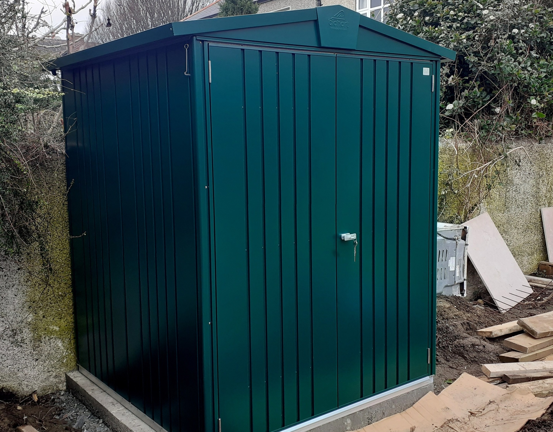 Biohort Europa 2 Garden Shed - exceptional value for a quality steel garden shed, blending functionality, durability and classic design  |  Supplied + Fitted in Ranelagh, Dublin 6 by Owen Chubb Landscapers - Ireland's premier Biohort Supplier & Installer.