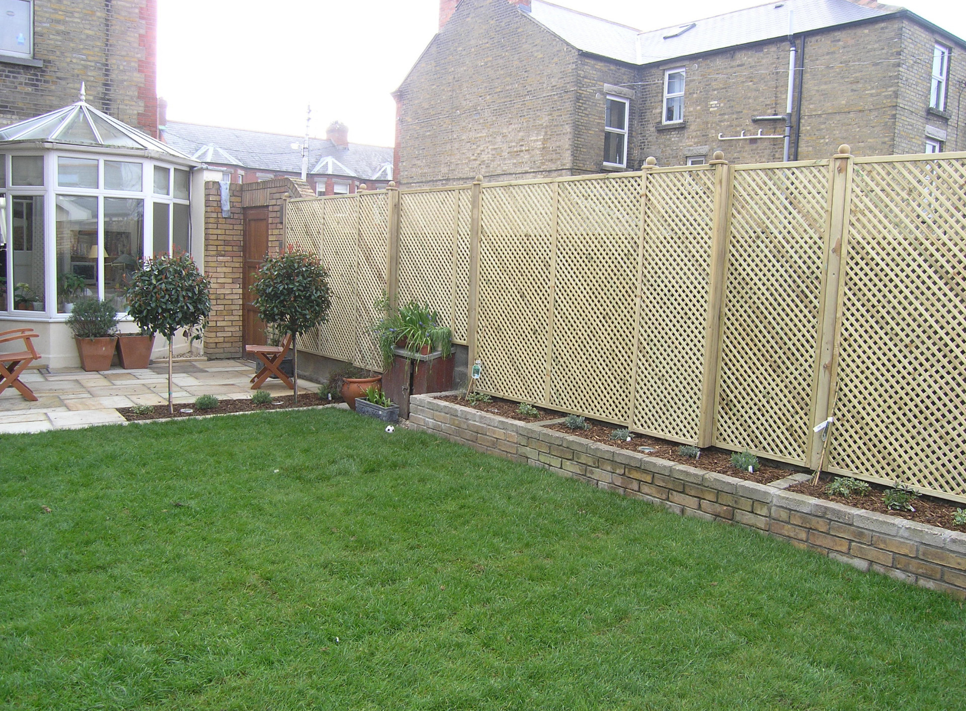Superb quality timber Trellis Panel Fencing installation in Terenure | Owen Chubb, Tel 087-2306 128