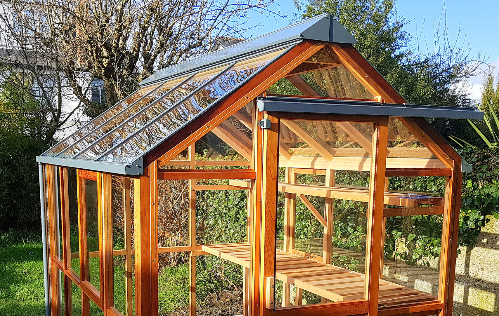 An outstanding Classic Timber Greenhouse