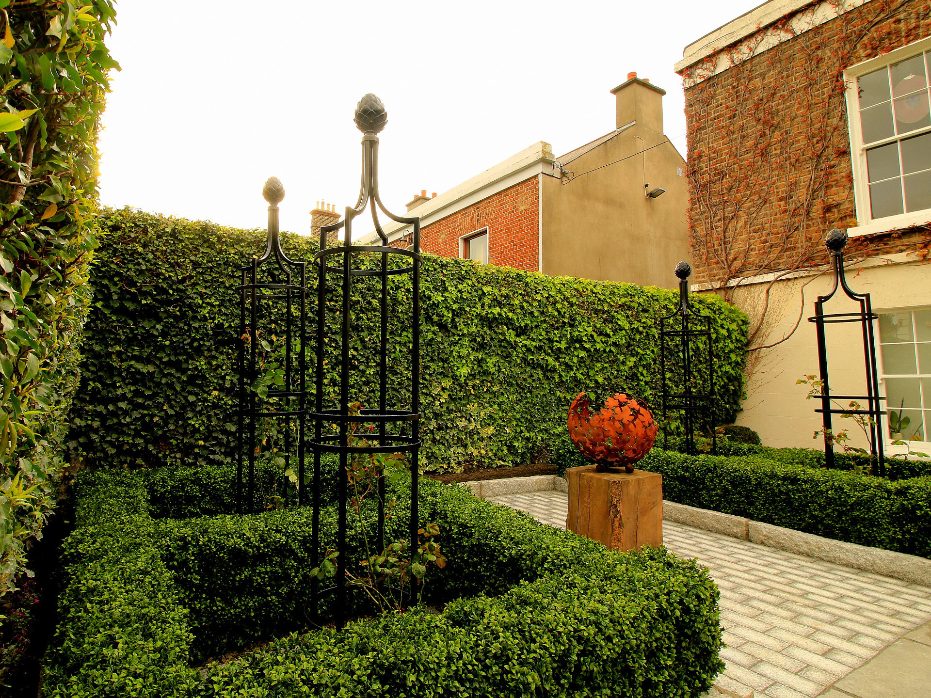 Boxwood Hedging, Artificial Box Hedging borders in Rathmines
